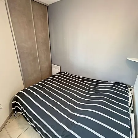 Cosy A Granville, Proche Pour 2 Personnes Avec Wifi Et Parking - Fr-1-361-517 *